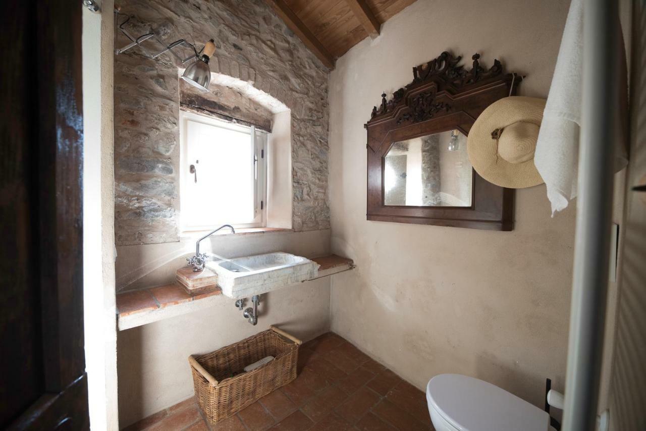 Casale Amati Country House Ortonovo Extérieur photo