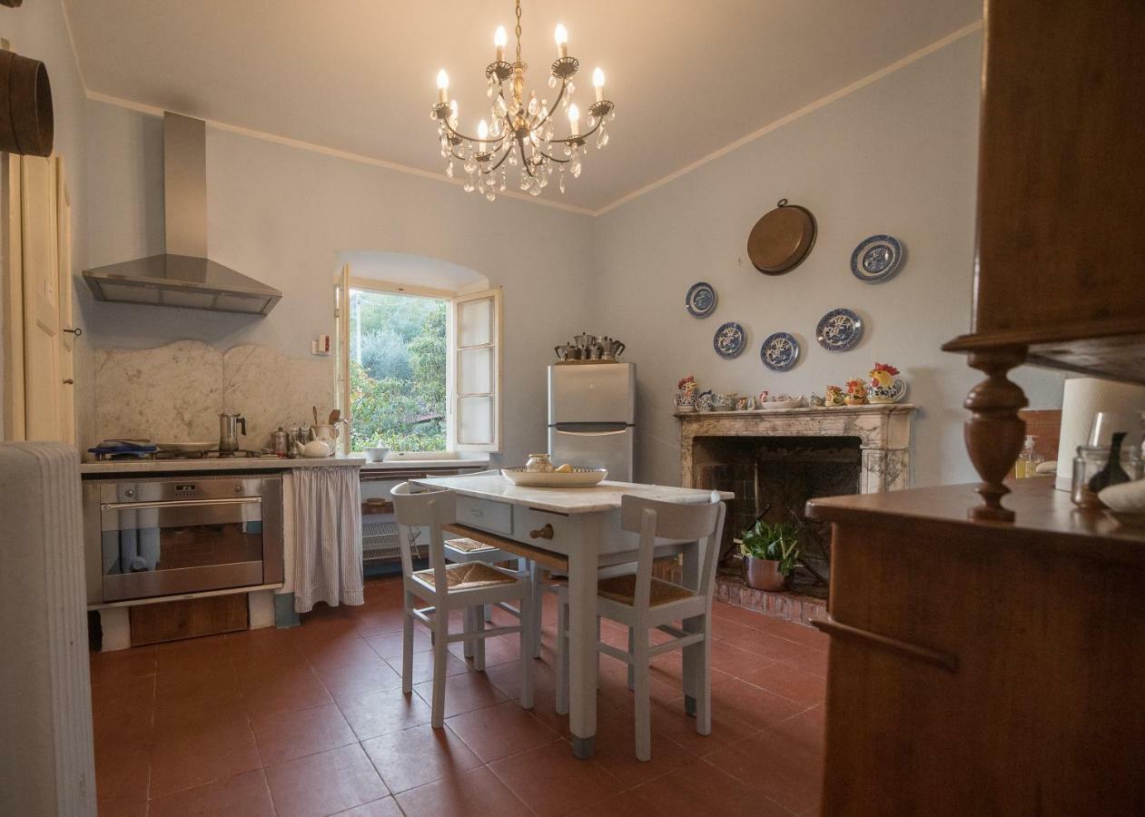 Casale Amati Country House Ortonovo Extérieur photo