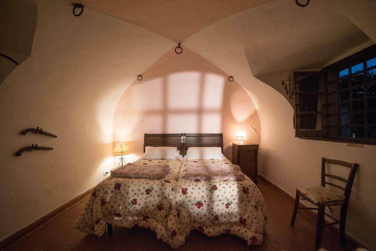 Casale Amati Country House Ortonovo Extérieur photo